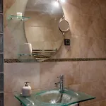 Center Lux View *