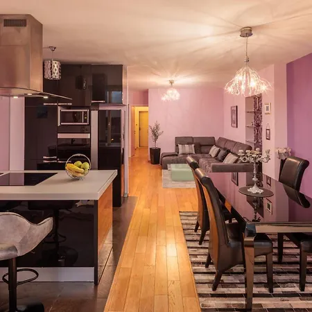 Center Lux View * Split