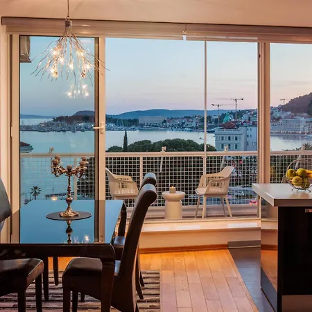 Center Lux View Apartment Split