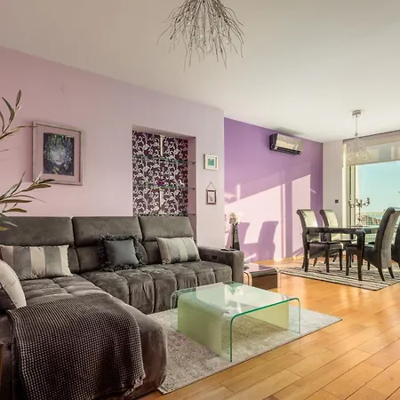 Center Lux View Апартаменты *